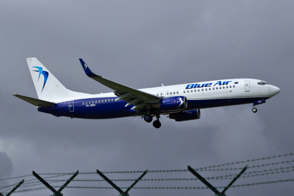 Plângere la DIICOT pe numele Blue Air. Compania ar putea relua zborurile din România