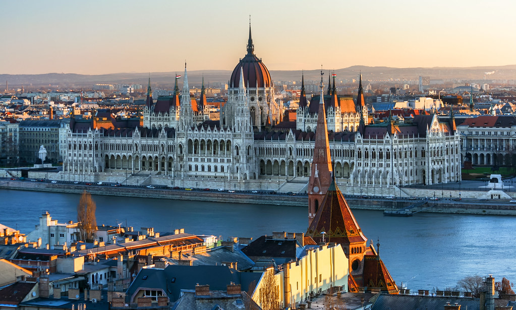 NÉPSZAVA: Radio Europa Liberă a deschis un birou la Budapesta