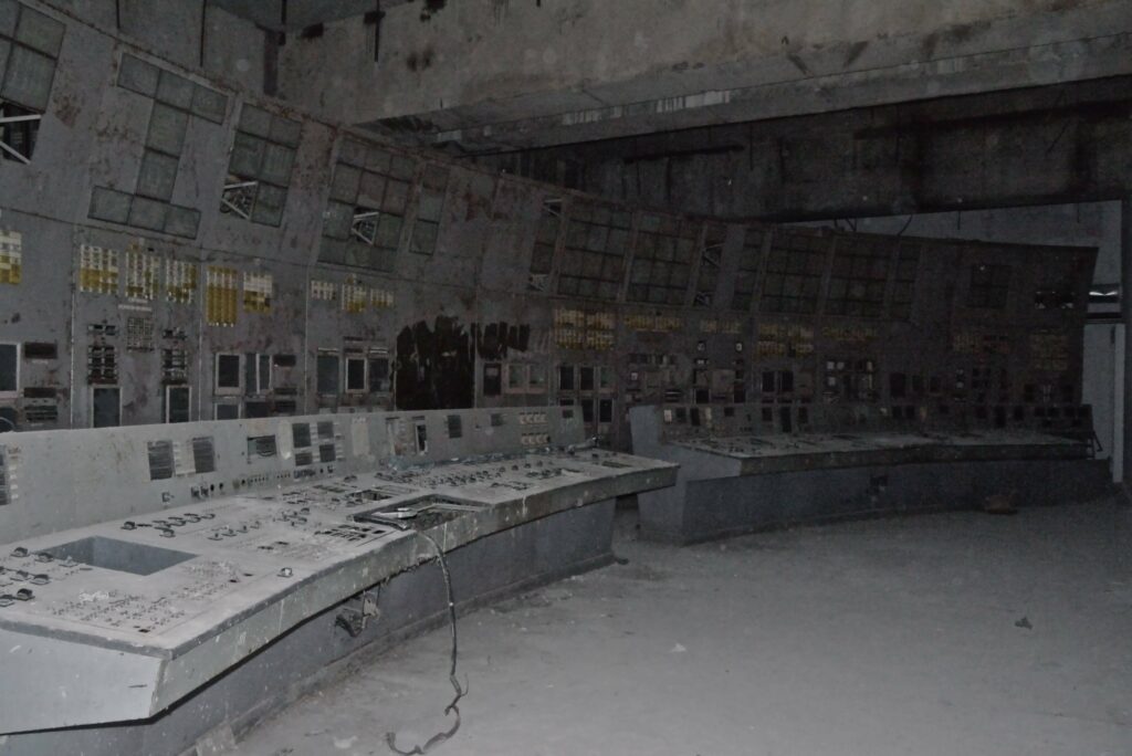 Imagini șocante! Cernobîl, camera de control, la 33 de ani de la momentul exploziei! VIDEO