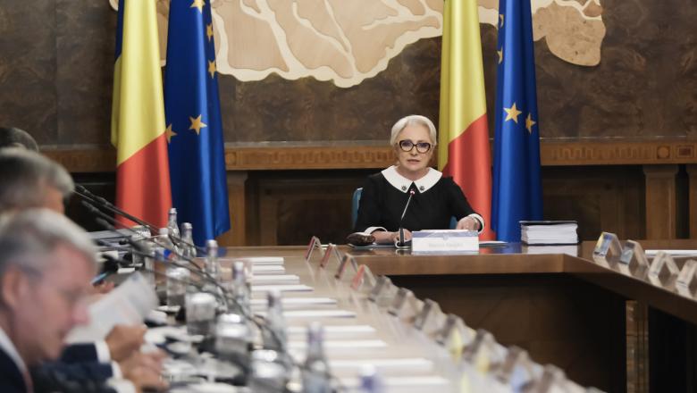 PSD îngrașă porcul în Ajun. Ce cadoul le pregătește Dăncilă românilor