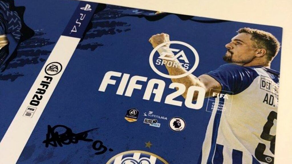 Ce lovitură! Un fotbalist român, pe coperta FIFA 20!