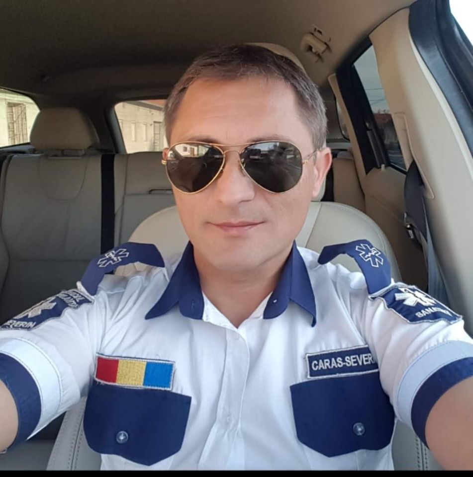 Reținut de DIICOT. Șeful Ambulanței din Caraș-Severin și-a pus angajații să îi urmărească iubita cu Salvarea | UPDATE