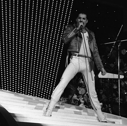 Ultima scrisoare a lui Freddie Mercury către un fan, scoasă la licitație