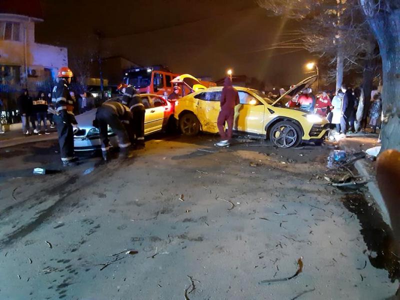Accident teribil în Ferentari. Un Lamborghini de 200.000 euro, daună totală! Galerie FOTO