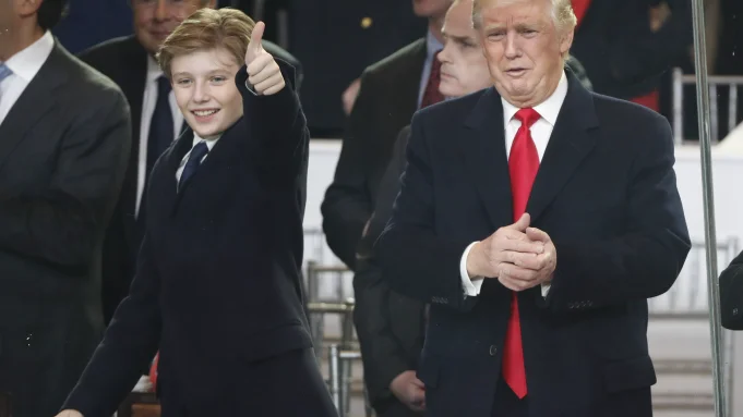 Barron Trump, transformare incredibilă la doar 13 ani. Galerie foto în articol