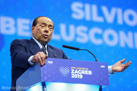 Berlusconi, internat de urgență. Ce s-a întâmplat în timpul congresului PPE