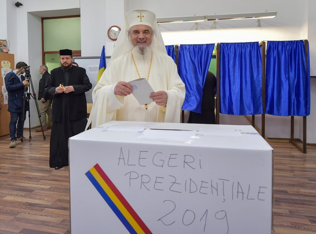 Surpriza Patriarhului Daniel după ce a votat. Alegătorii au rămas fără cuvinte