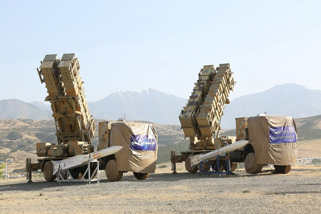 Iranul a testat cu succes un nou sistem de apărare antirachetă