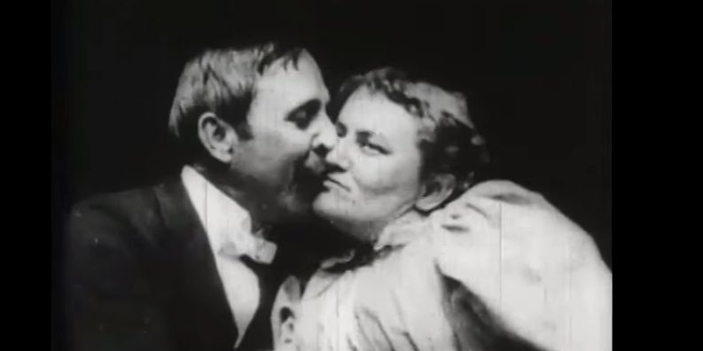 Primul sărut din istoria filmului a provocat o furtună. Biserica a cerut interzicerea peliculei