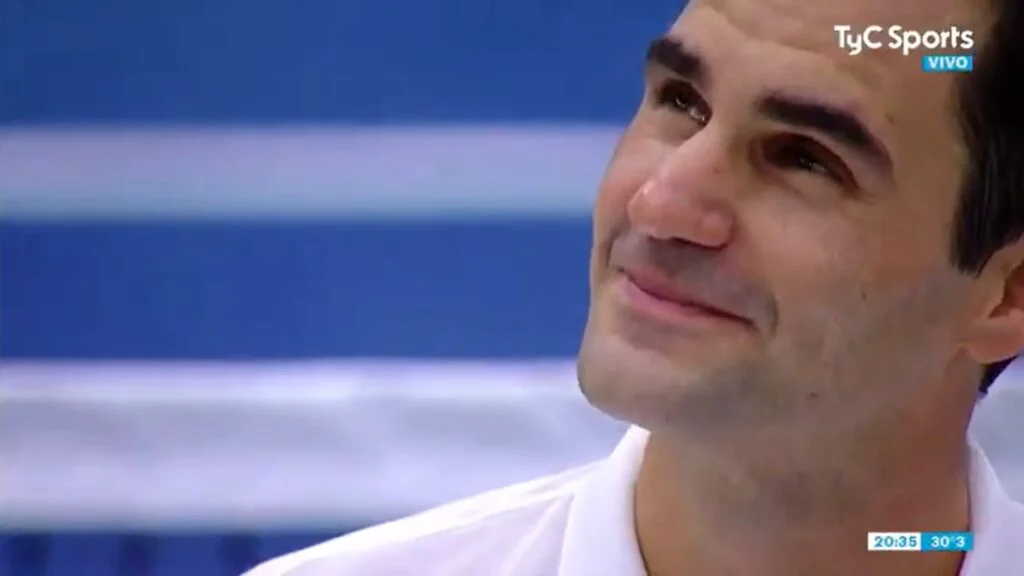 Roger Federer, emoționat până la lacrimi de Diego Maradona