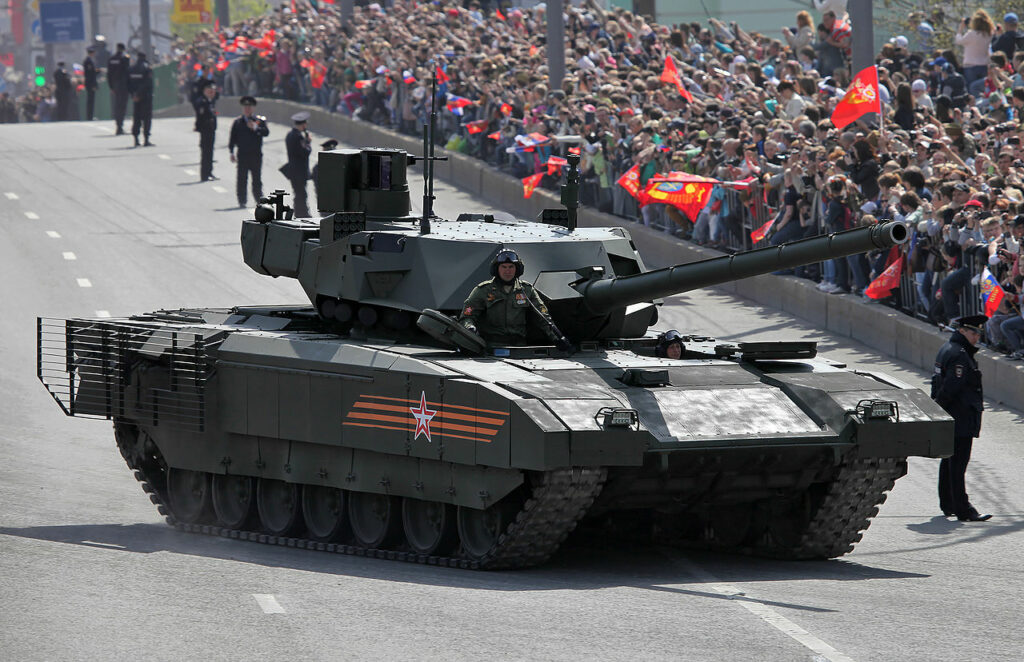 Cum primește armata lui Putin noul supertanc. Scump, scump, dincolo era mai ieftin