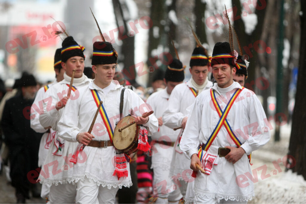 Cele mai frumoase obiceiuri în Ajun de Crăciun, în Transilvania, Moldova și Oltenia