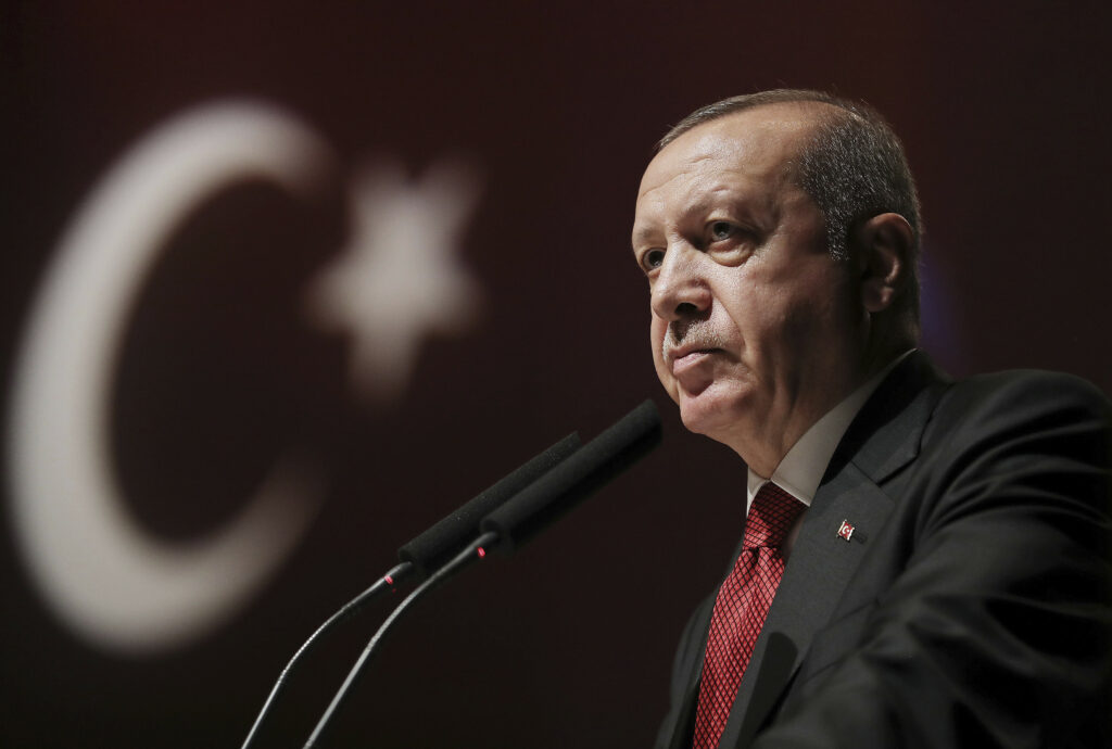 Erdogan arestează „Provocatorii online” care îl critică pentru gestionarea epidemiei de COVID-19