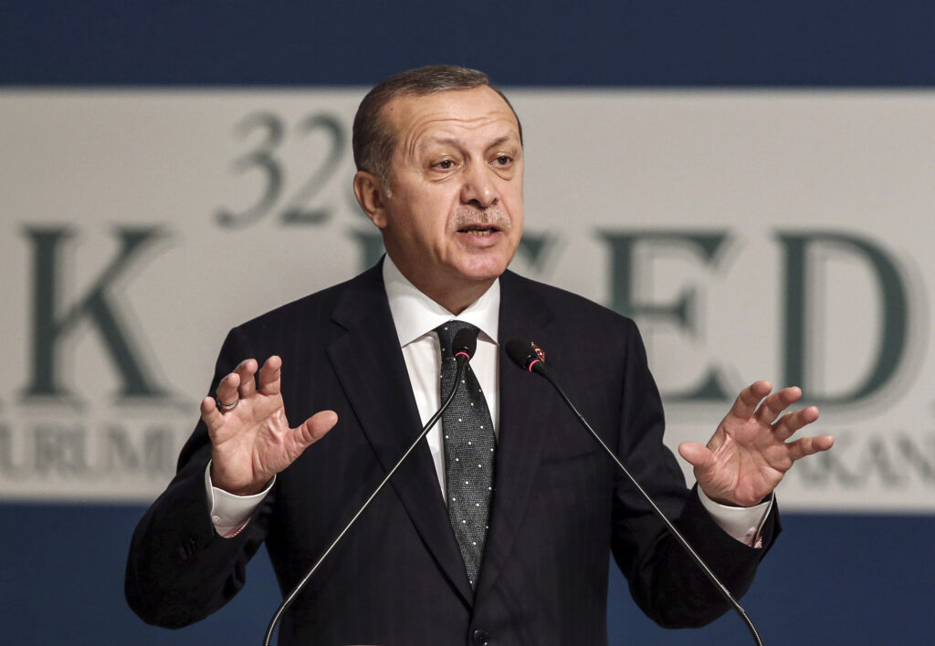 20 MINUTES: Tensiuni cu Franța: „Erdogan vrea să fie văzut ca vocea puternică a Islamului împotriva Occidentului”