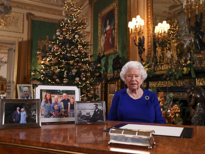 Discursul de Crăciun al Reginei Elisabeta a II-a va fi unul de Adio de la UE
