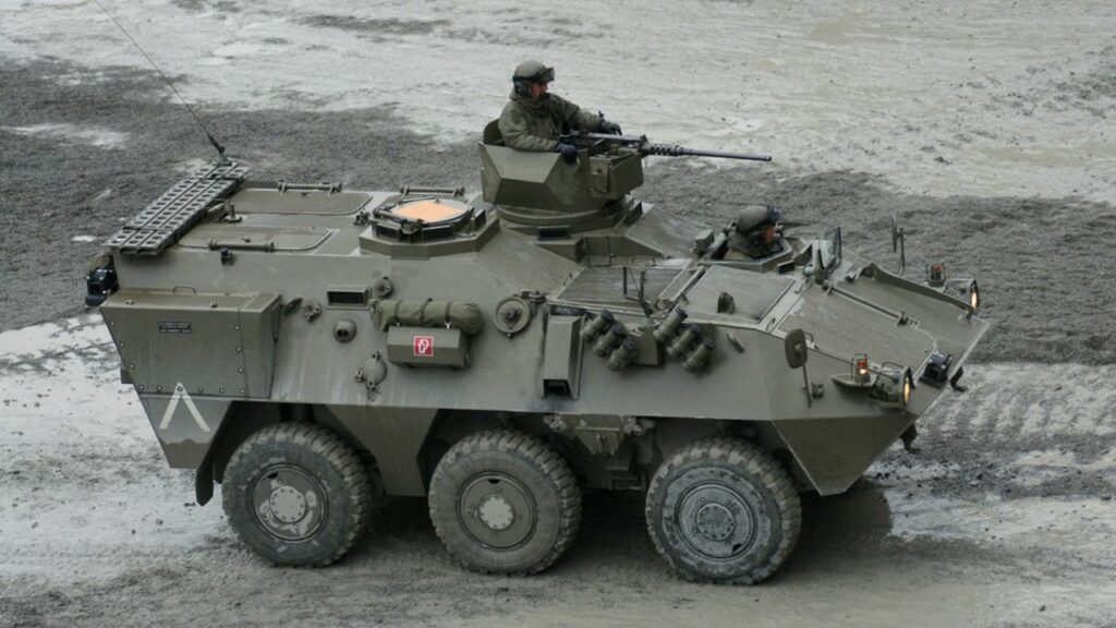 Moș Teacă de la Bruxelles: Tancurile belgiene au fost „modernizate” – în ele încap doar piticii
