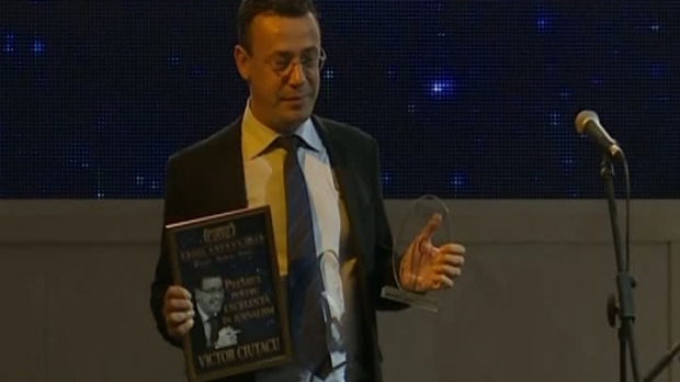 Victor Ciutacu a primit Premiul Special pentru Excelenţă în Jurnalism
