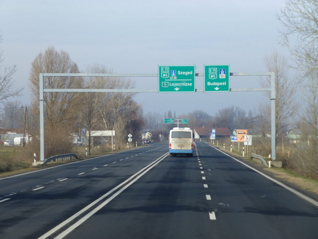 Ungaria scumpește trecerea pe autostradă. Prețurile le depășesc pe cele din Austria