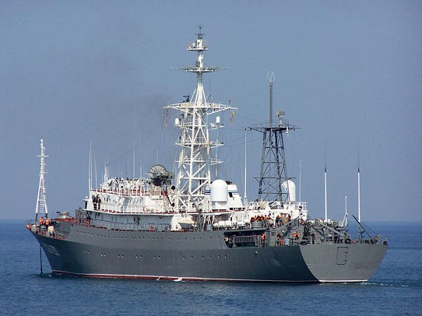 Navă-spion a Rusiei, în coastele Americii. US Navy trimite distrugătoare
