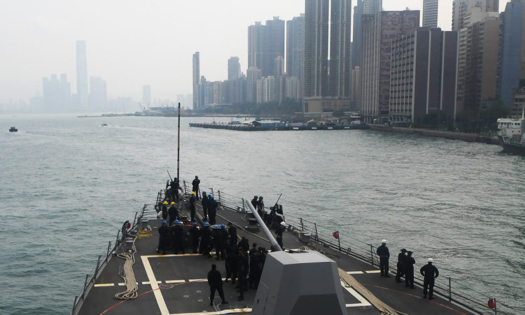 Linia roșie dispare. China sancționează navele de război americane