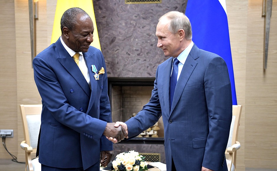 Putin, un guru pentru liderii africani. Tătucă, să ne ții la putere