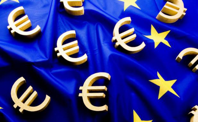 Miliarde de euro risipite de Uniunea Europeană: Cheltuieli haotice