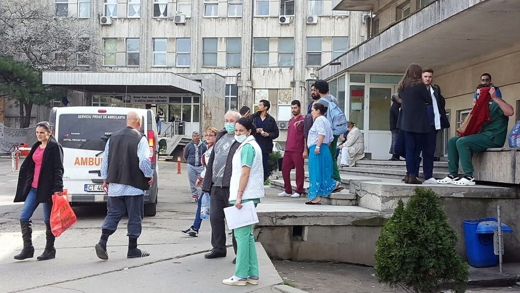 Carantina se întoarce în România. Un spital a luat decizia, după creșterea alarmantă a cazurilor de Coronavirus