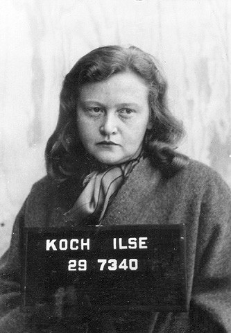 “Vrăjitoarea din Buchenwald” își făcea suveniruri din pielea celor executați