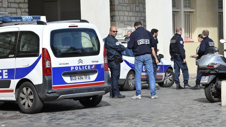 Patru români au speriat Franța. Sute de spargeri numai în ultima perioadă
