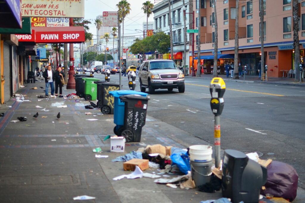 Cum s-a transformat San Francisco într-o cloacă progresistă. „Caca Patrula”nu mai face față... (VIDEO)