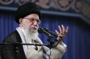 Umbrela de fier a lui Ali Khamenei. Patru decenii de control absolut în Iran