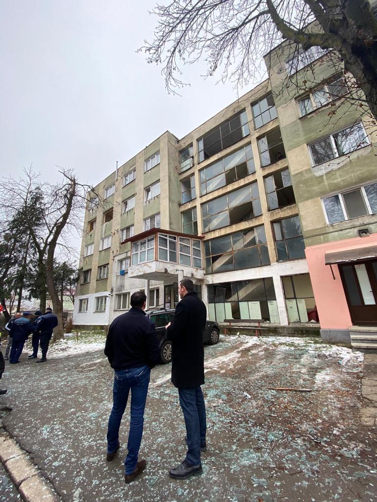 Explozie într-un bloc din România. Zeci de persoane au fost evacuate
