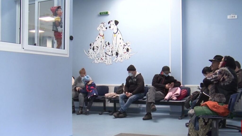 Cifre oficiale. Gripa sezonieră pune stăpânire pe România. 3300 de elevi sunt afectați!