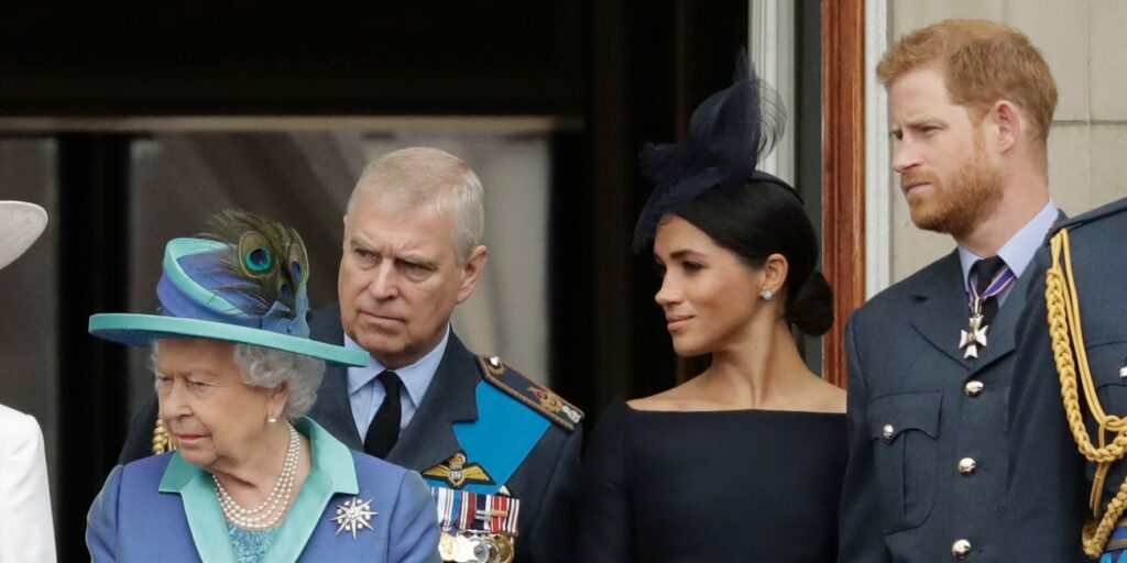 Meghan Markle cutremură Casa Regală. Regina convoacă Consiliul de Familie