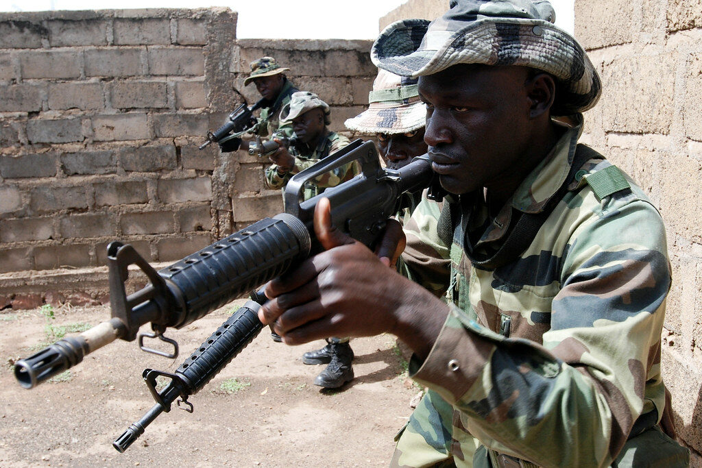 Masacru în Mali. Militanți înarmați au ucis 14 persoane printre care și un copil