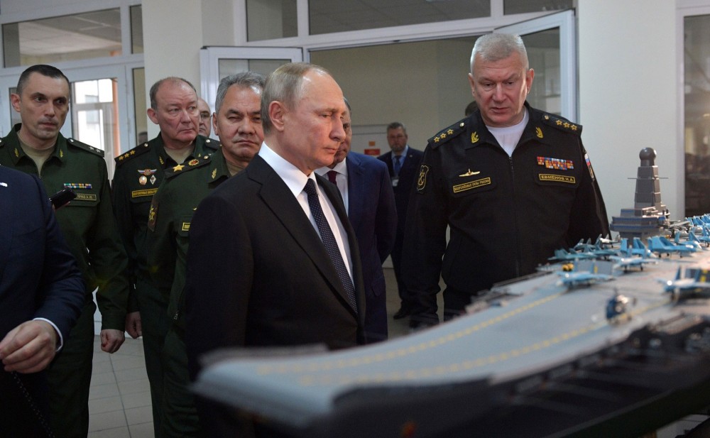 Putin, cu ochii pe noul portavion rusesc. Proiectul Lamantin