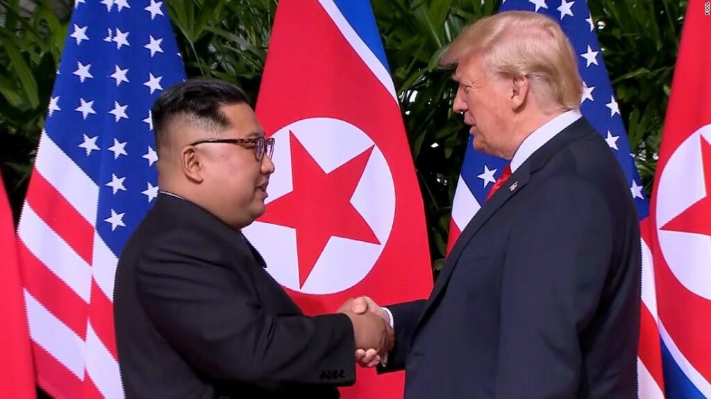 Trump îi întinde mâna lui Kim. Coreea de Nord, ajutor din partea SUA