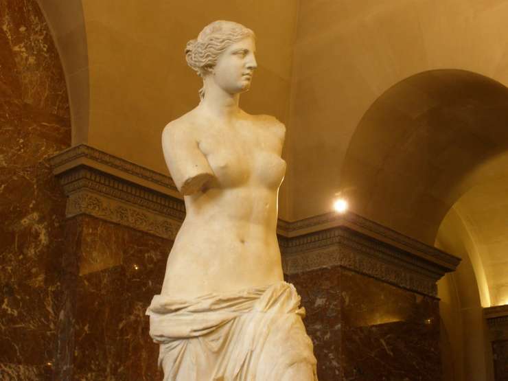 Cum au ratat-o românii pe Venus din Milo