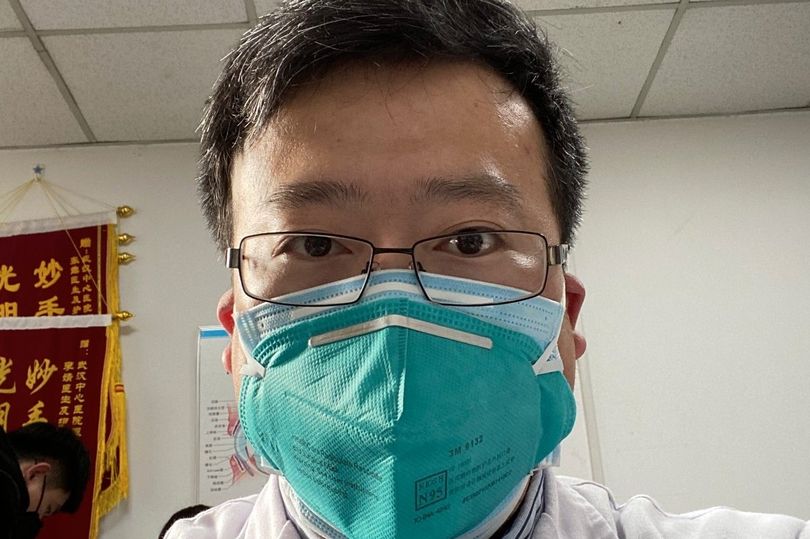 Mort sau viu? Confuzie despre medicul care a lansat alerta în China