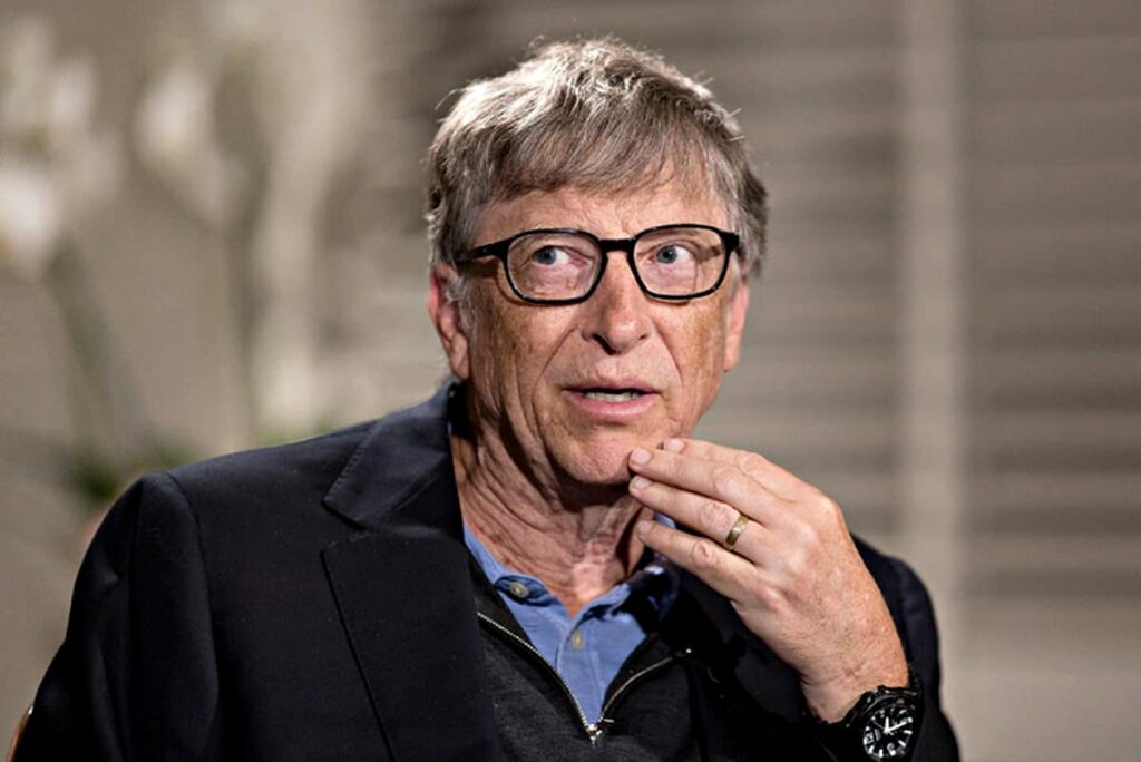 Ce vrea, totuși, Bill Gates? Critici dure pentru guverne. Cât mai suportăm pandemia…