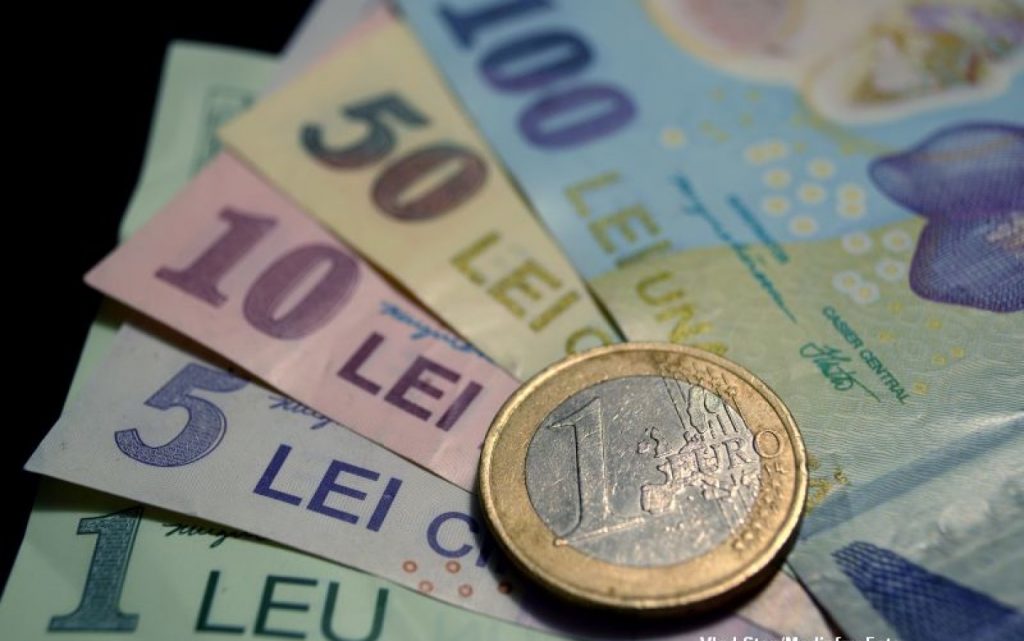 Curs valutar. Leul, pe scădere față de euro. Aurul se scumpește
