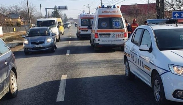 Botoșani. Grav accident rutier, cu patru copii răniți