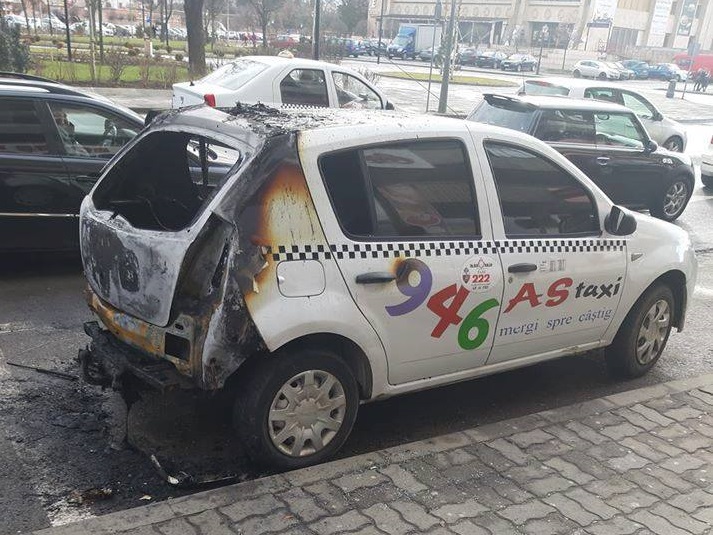 Alba Iulia! A dat foc unei mașini pentru că era beat