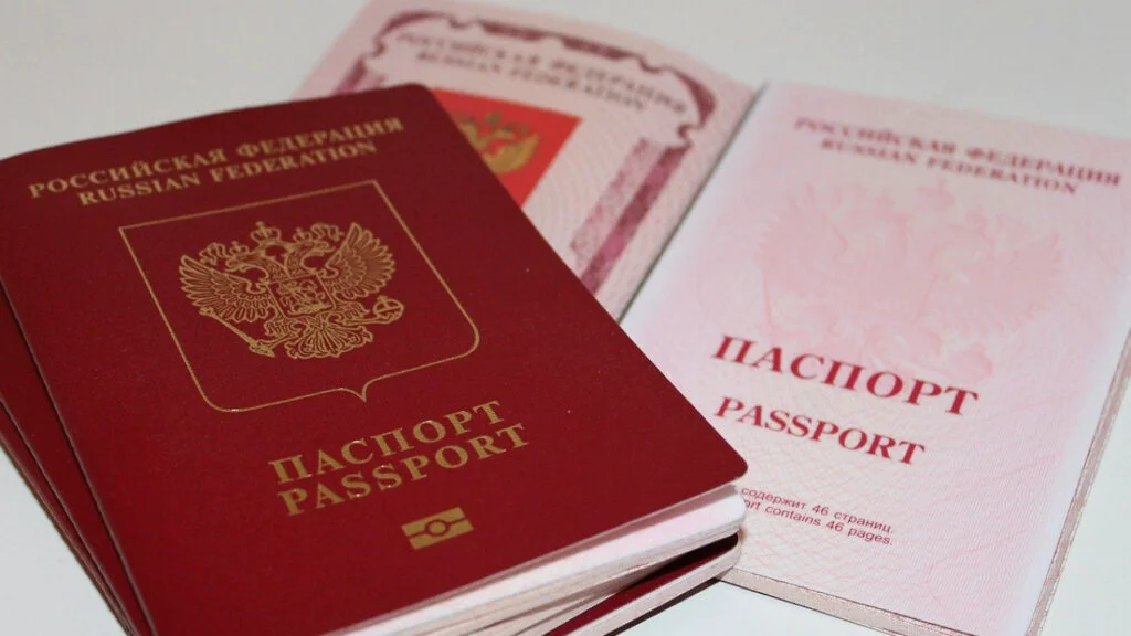 Moldovenii care vor călători în țările UE din spațiul Schengen, nevoiți să plătească o nouă taxă