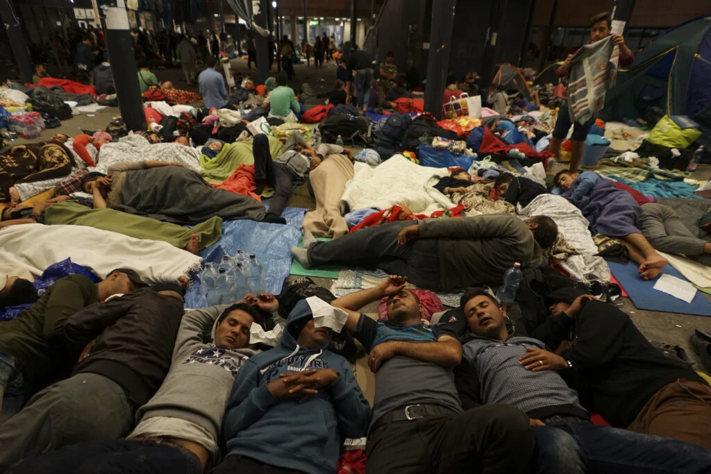 Revine valul. În premieră după 2015, cresc cererile de azil în UE