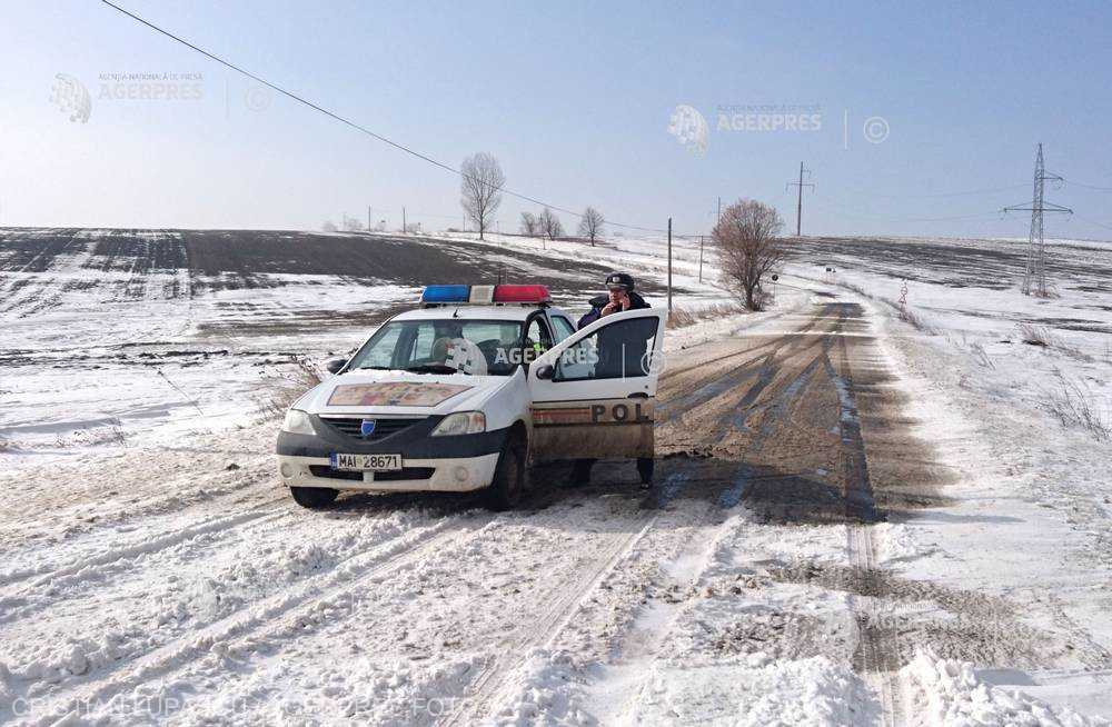Vreme grea în România. Circulație întreruptă pe mai multe drumuri naționale și județene