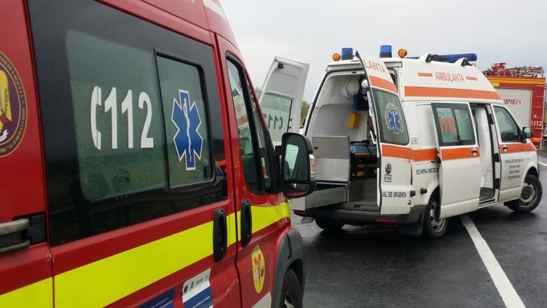 Accident cumplit, cu doi morți, în Vâlcea. Trafic blocat pe DN37