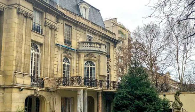 Activitatea Ambasadei României la Paris a fost suspendată