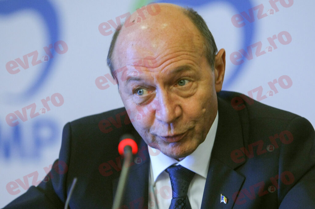 Traian Băsescu, critici dure pentru politicieni: S-au lăudat unii pe alții la Matei Balș