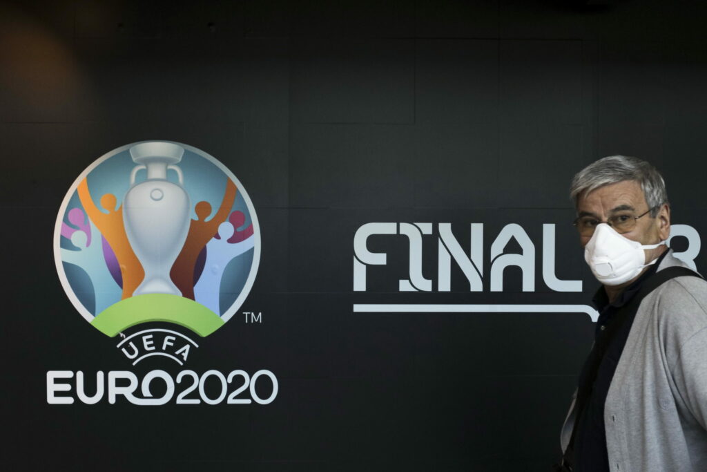 Ultimele calificate la EURO 2020. Vecinii pe teren, noi pe telecomandă